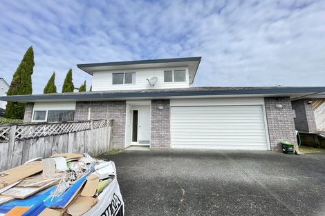 Photo of property in 2/34 Simmental Crescent, Somerville, Auckland, 2014