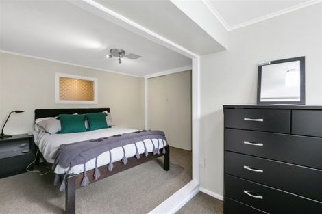 Photo of property in 50 Spencer Street, Crofton Downs, Wellington, 6035