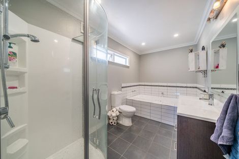 Photo of property in 63 Ward Street, Wallaceville, Upper Hutt, 5018
