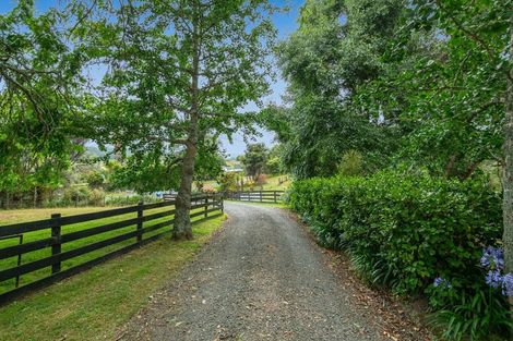Photo of property in 414 Kaipara Coast Highway, Helensville, Kaukapakapa, 0871