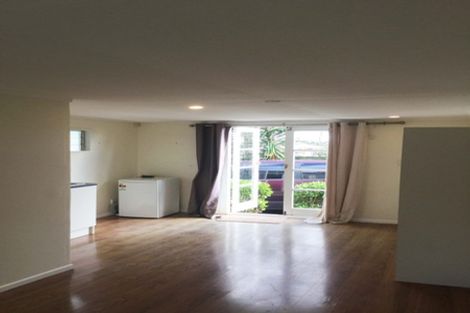 Photo of property in 3/138 Rangatira Road, Beach Haven, Auckland, 0626
