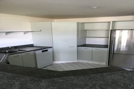 Photo of property in Grandstand Apartments, 10/80u Kent Terrace, Mount Victoria, Wellington, 6011