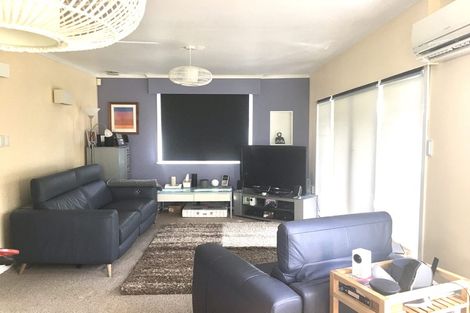 Photo of property in 2/6 Alana Place, Mount Wellington, Auckland, 1060