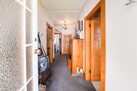 Photo of property in 9 Maunder Street, Marton, 4710