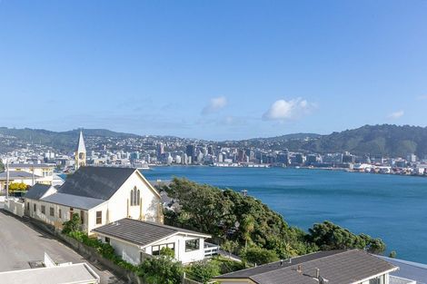 Photo of property in Gateway Apartments, 19 Maida Vale Road, Roseneath, Wellington, 6011