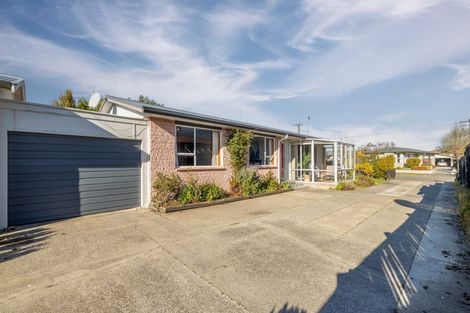 Photo of property in 51 Wingate Street, Redwood, Christchurch, 8051