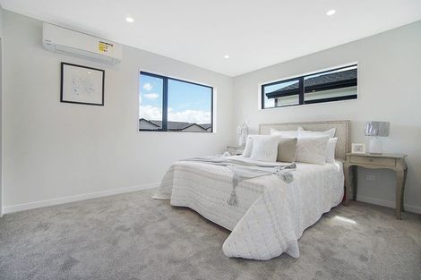 Photo of property in 18 Laquinta Place, Flat Bush, Auckland, 2019