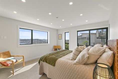 Photo of property in 83d Seatoun Heights Road, Seatoun, Wellington, 6022