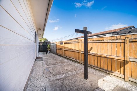 Photo of property in 53 Geraldine Crescent, Cloverlea, Palmerston North, 4412