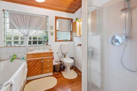 Photo of property in 60 Kawaha Point Road, Kawaha Point, Rotorua, 3010