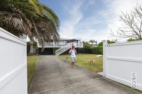 Photo of property in 28 Queen Street, Riverhead, 0820