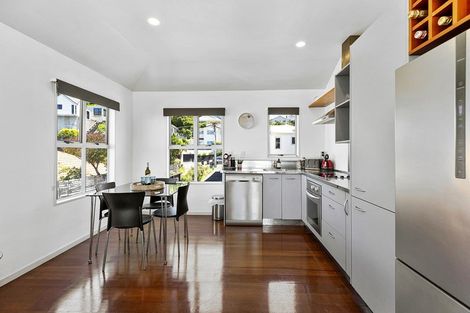 Photo of property in 25u8 Mana Street, Vogeltown, Wellington, 6021