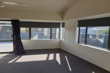 Photo of property in 82 Sandspit Road, Waiuku, 2123