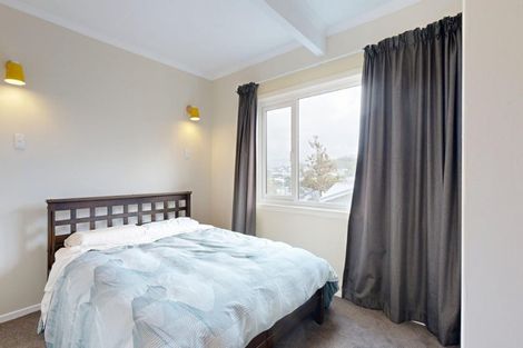 Photo of property in 2 Darlington Terrace, Miramar, Wellington, 6022
