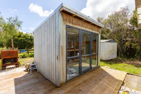 Photo of property in 21 Vogel Street, Woodville, 4920