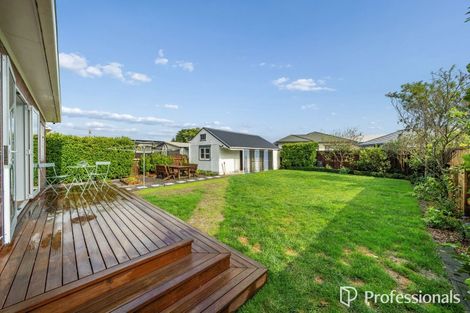 Photo of property in 9 Bell Road, Waiwhetu, Lower Hutt, 5010