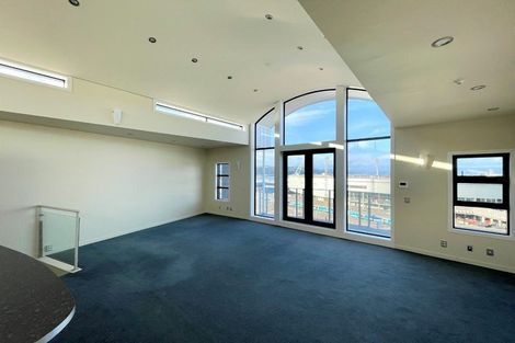Photo of property in Endeavour Apartments, 125u2 Thorndon Quay, Pipitea, Wellington, 6011