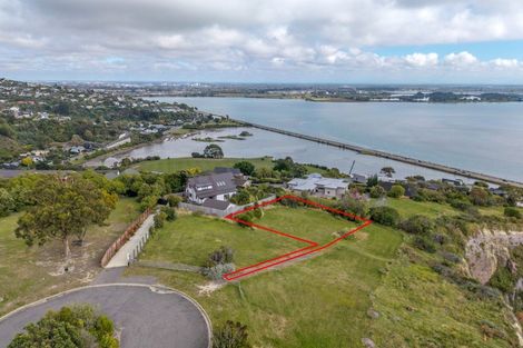Photo of property in 31 Glendevere Terrace, Redcliffs, Christchurch, 8081