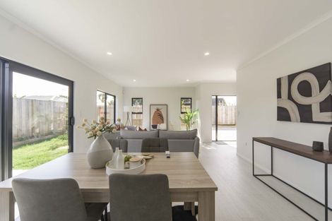 Photo of property in 2/44 Shakespeare Avenue, Enderley, Hamilton, 3214