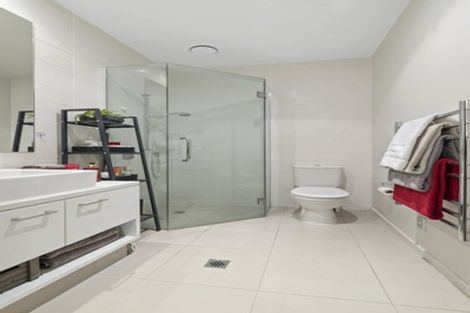 Photo of property in Sentinel Apartments, 1106/3 Northcroft Street, Takapuna, Auckland, 0622