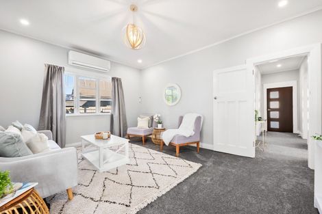 Photo of property in 5 York Street, Moera, Lower Hutt, 5010