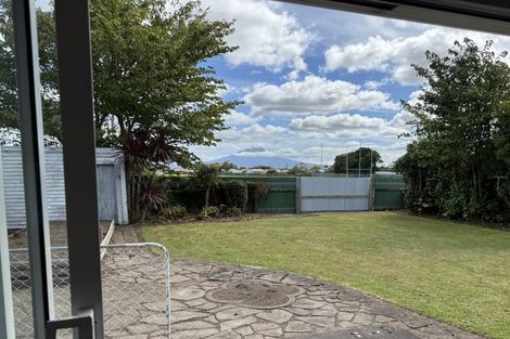 Photo of property in 41 Camberwell Road, Hawera, 4610
