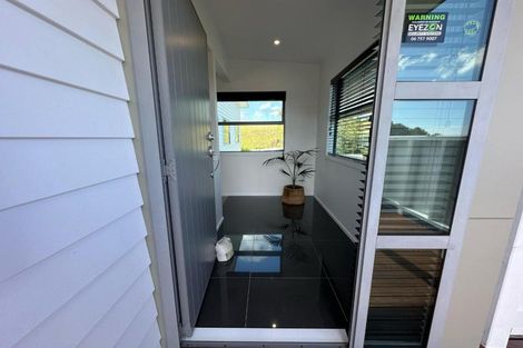 Photo of property in 13a Heta Road, Highlands Park, New Plymouth, 4312