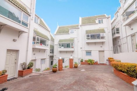 Photo of property in Mcfarlane Mews, 2u8 Mcfarlane Street, Mount Victoria, Wellington, 6011