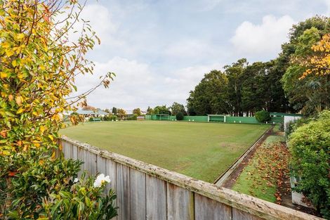 Photo of property in 6 Wallace Place, Hokowhitu, Palmerston North, 4410