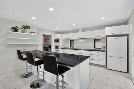 Photo of property in 11 Constance Place, Aidanfield, Christchurch, 8025