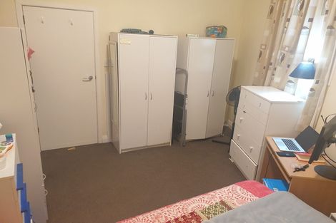 Photo of property in 140 Tasman Street, Mount Cook, Wellington, 6021