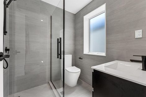 Photo of property in 17b Waka Ama Road, Karaka, 2113