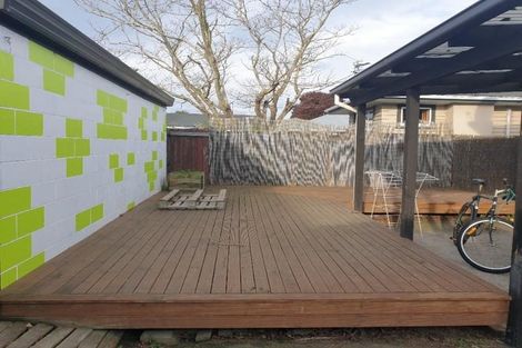 Photo of property in 29 Dunedin Street, Redwood, Christchurch, 8051