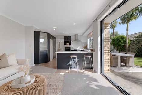 Photo of property in 9 Carrington Drive, Papamoa Beach, Papamoa, 3118