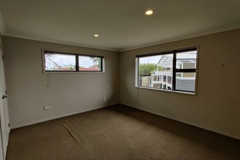 Photo of property in 41 Sorrel Crescent, Bucklands Beach, Auckland, 2012