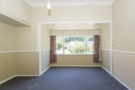 Photo of property in 37 Faraday Street, Hospital Hill, Napier, 4110