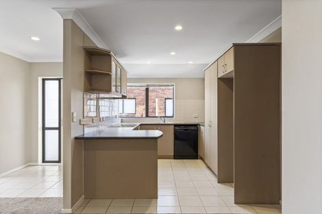 Photo of property in 5/10 Ridge Road, Howick, Auckland, 2014