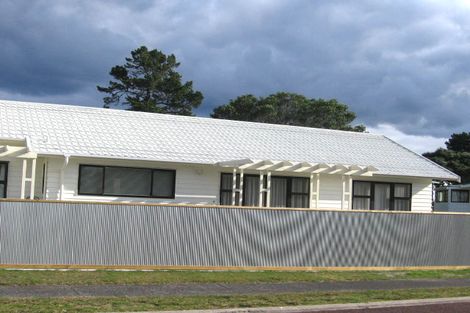 Photo of property in 1 Oxley Close, Pauanui, Hikuai, 3579