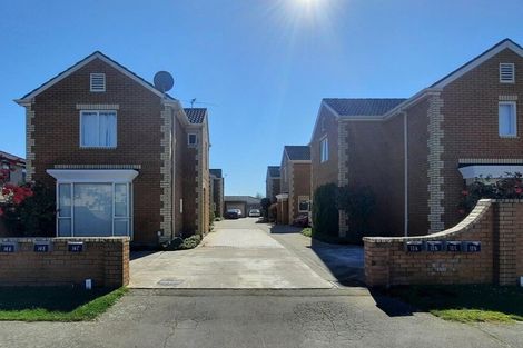 Photo of property in 12b George Street, Riccarton, Christchurch, 8041