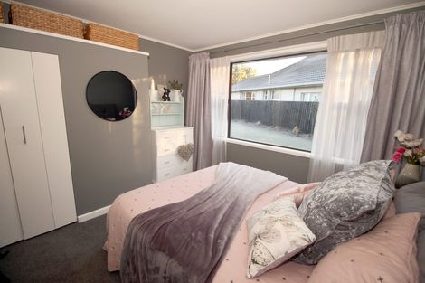 Photo of property in 17 Hawthornden Road, Avonhead, Christchurch, 8042