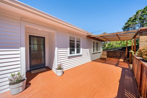 Photo of property in 12 Glenside Road, Glenside, Wellington, 6037