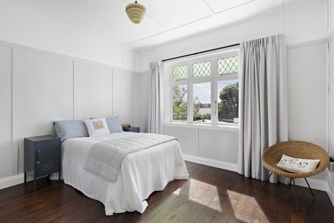 Photo of property in 32 Mills Road, Brooklyn, Wellington, 6021