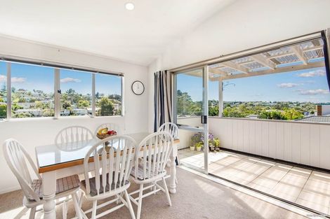 Photo of property in 2/58 Zefiro Drive, Massey, Auckland, 0614