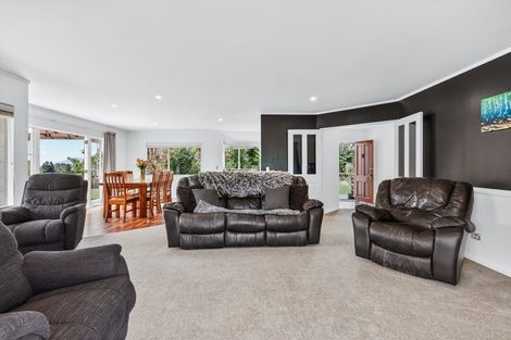 Photo of property in 30 Ramsay Drive, Acacia Bay, Taupo, 3385