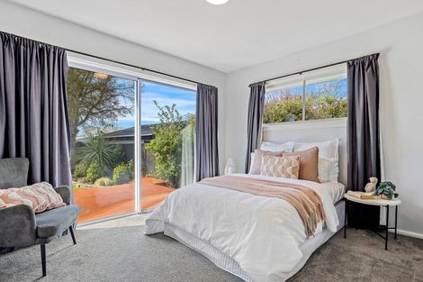 Photo of property in 70 Woodbury Street, Russley, Christchurch, 8042