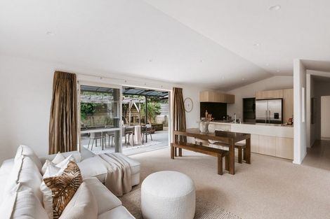 Photo of property in 16 Ellesmere Close, Pyes Pa, Tauranga, 3112