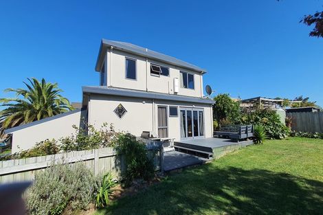 Photo of property in 28 Hollinger Place, Nawton, Hamilton, 3200