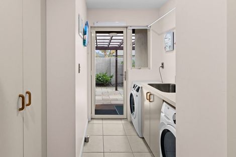 Photo of property in 11 Park Lane, Greenmeadows, Napier, 4112