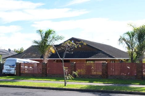 Photo of property in 1/9 Summermist Drive, Northpark, Auckland, 2013