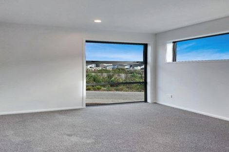 Photo of property in 34 Papai Lane, Massey, 0614